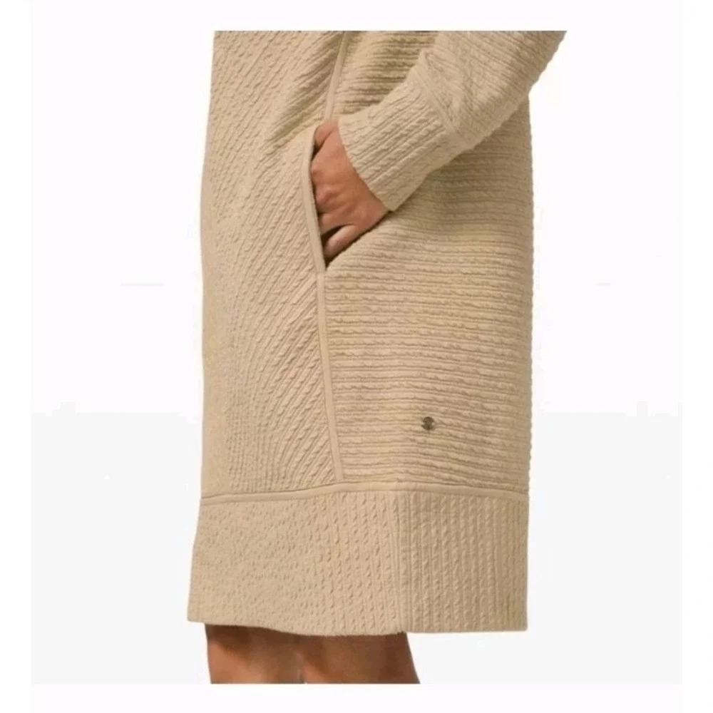 Lululemon On Repeat Long Sleeve Textured Pockets Crew Dress Logo Khaki‎ - Picture 3 of 6